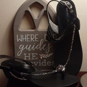 Chain strap wedge sandal